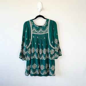 Ivy Jane Tunic Top Green Crochet Embroidered Bell Sleeves Boho Festival Medium